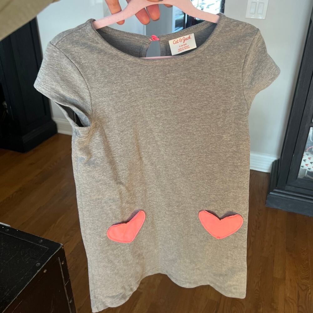 Cat & Jack heart appliqué dress size 6